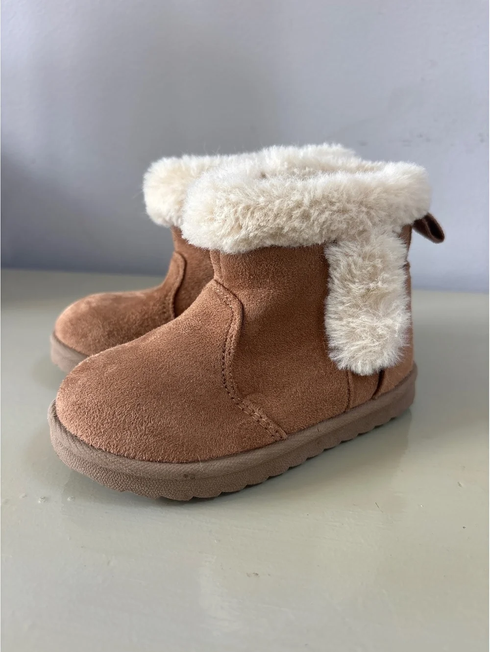 Wonder Nation Toddler Brown Suede Winter Boots with Faux Fur Lining Size 6 USA